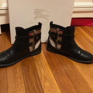 Girls Burberry Richardson Ankle Boot
